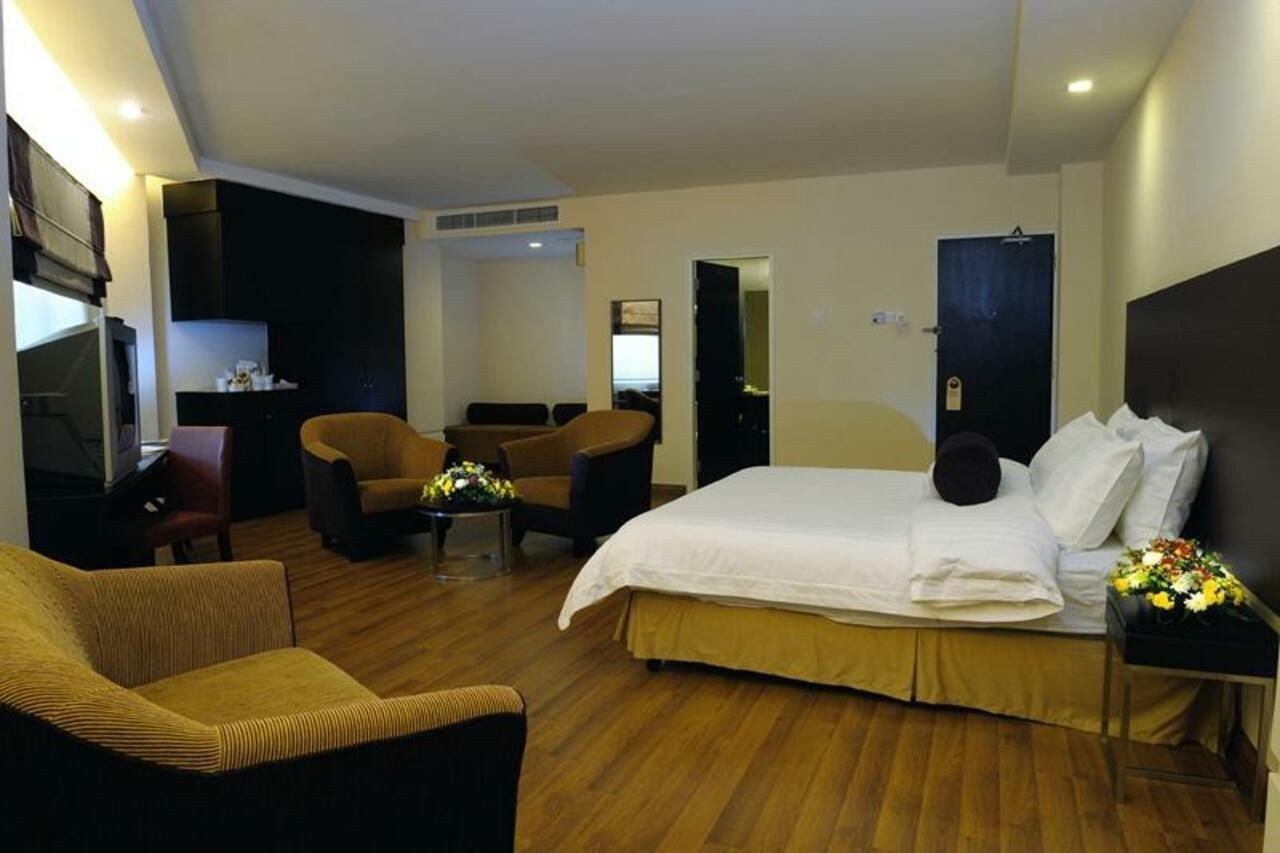 Hotel Sentral Riverview Melaka Exteriör bild